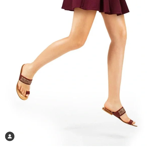 Design designer leather toe ring sandals